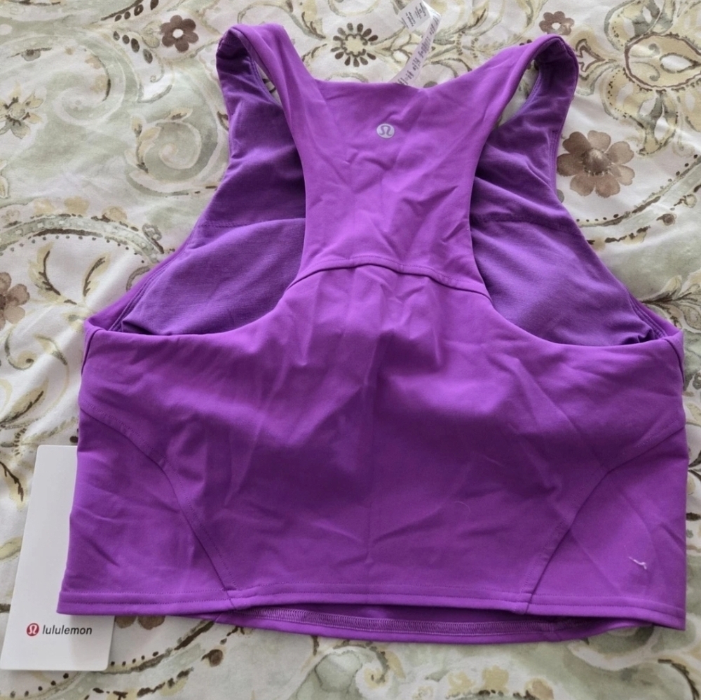 Lululemon Invigorate Train Tank Everlux B/C Cup Magenta Sz 12 NWT - Picture 2 of 4